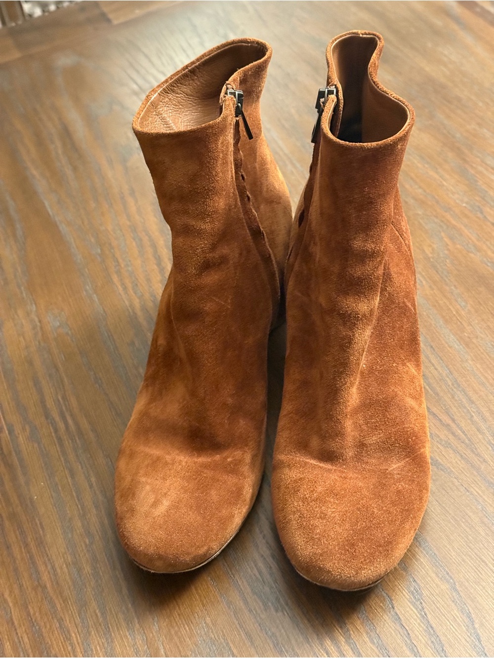 Vince brown suede ankle boots size 8.5 made in Italy